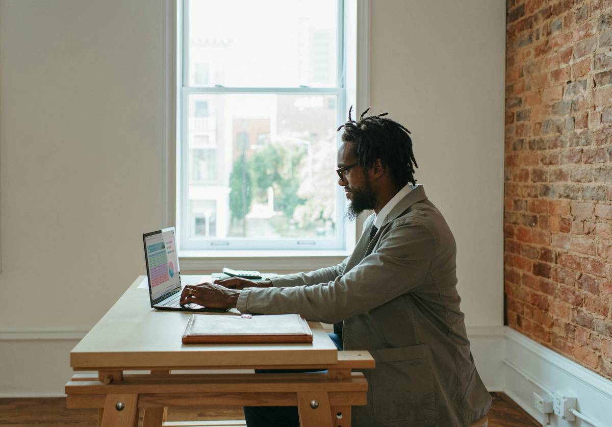 Freelance Portfolio Advice Every Independent Creator Needs Right Now