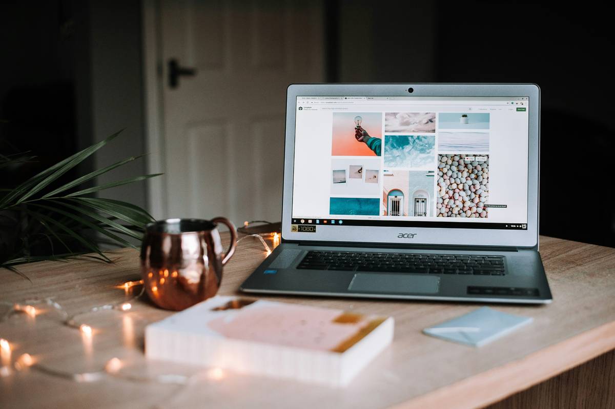 How to Build Freelance Showcase That Actually Lands High-Paying Clients